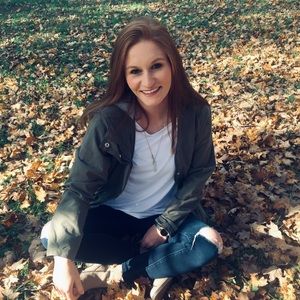 Meet your Posher, Hannah